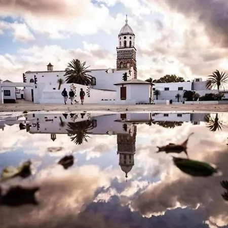 From بيت ضيافة